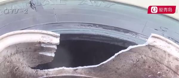  高速公路上|沈海高速突发险情！私家车突然失控，六七辆车爆胎！原因竟是…