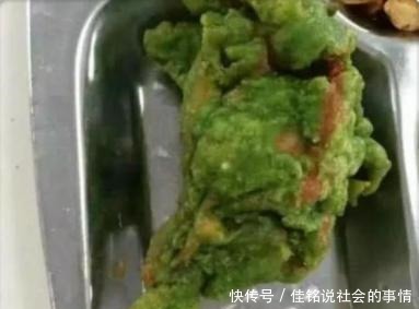 校食堂|食堂被学生“逼”出来的创意,绿色鸡腿不算啥,看到点心太霸气