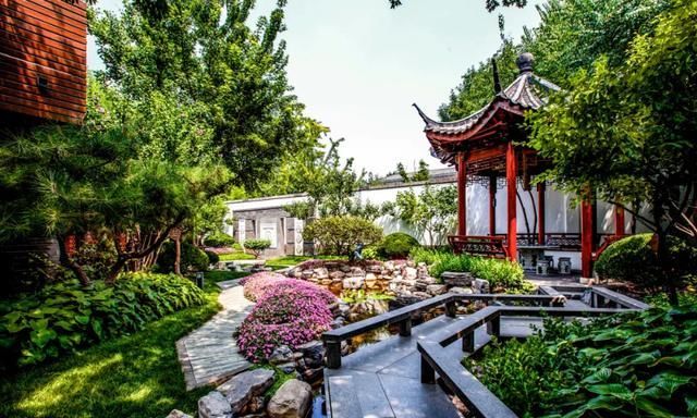  与万科|万科24.3亿拟入股泰禾第二大股东，若债务重组成功，未来或操盘代建