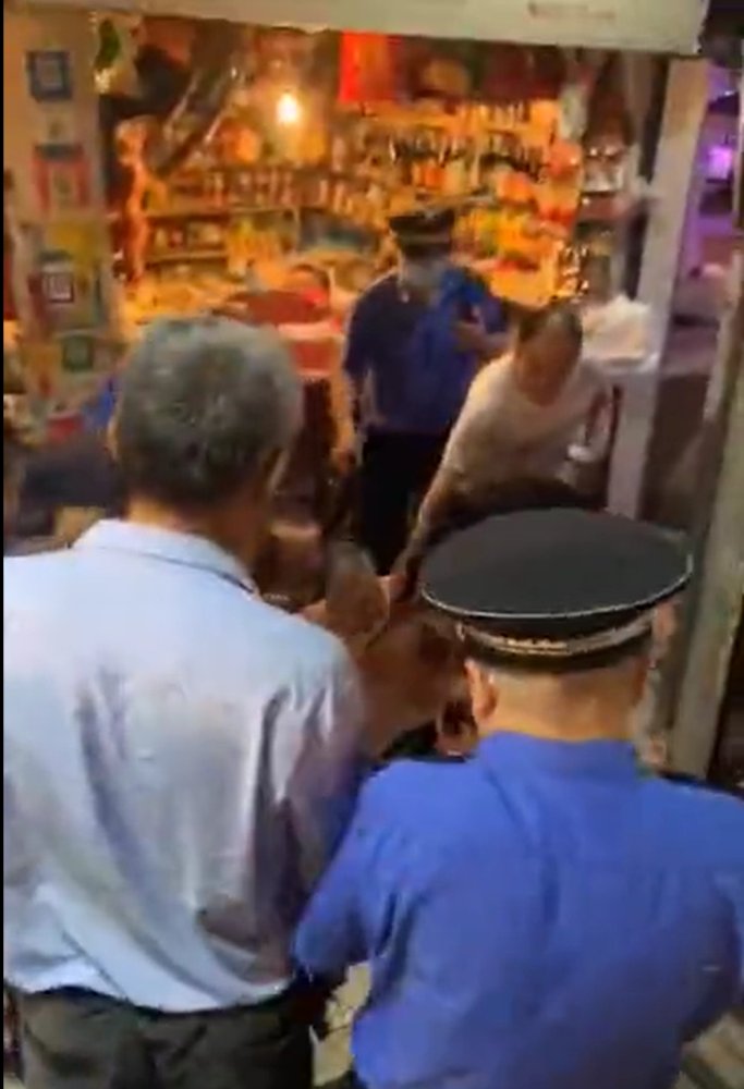  猪肉|重庆两猪肉摊主争执男子杀害2人 被害者为一对夫妇