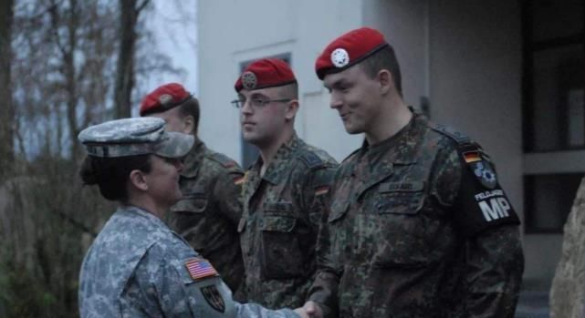  军队中最|这个兵种坚决不能惹，狠起来连自己人都不放过，特种兵也得绕道走