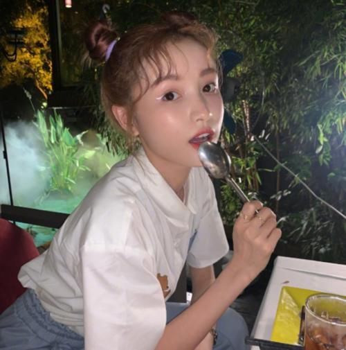  火箭|超新星运动会开赛！火箭少女6人缺席，刚高考完的她也来了