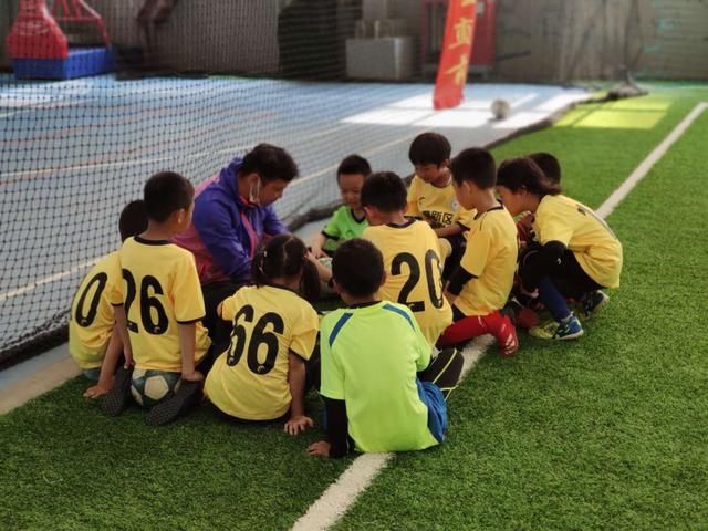  小组|汪强：从事青训要耐得住寂寞，鲁能进小组前4没问题