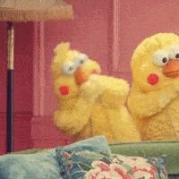  超市|超市里的冷冻鸡腿都是从哪来的？为啥从不断货？看完就懂了