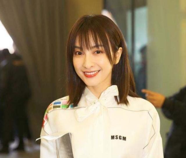  嘉行|嘉行用力捧新人，让杨幂高伟光为新人站台，曾要求热巴出席被拒绝