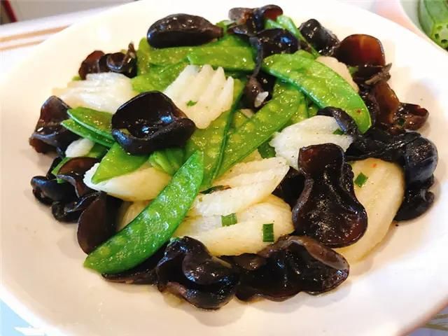  红包|妈妈生日我做一桌菜，包了800元红包，妈回了红包，男友：亏大了