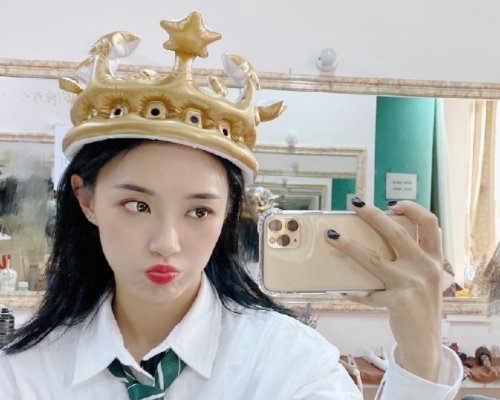 从小|怪不得看戴萌这么眼熟,原来以前用她照片当过头像,真是从小美到大