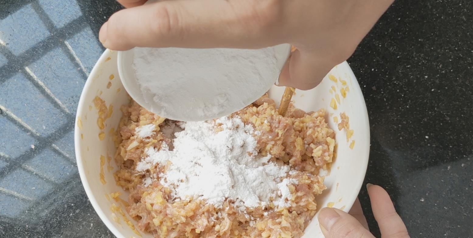 丸子|土豆丸子好吃有诀窍,原来这样做丸子才不散,圆润口感好,真好吃