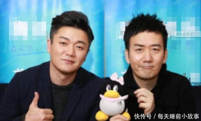 -经济打扑克不盖被子强烈摇床又疼又叫(打扑克不盖被子-文娱圈吃瓜新动态：明星们不为人知的奥密大曝光！-大瓜！网友实名造曝伊能静秦昊婚变揭破细节秦昊疑北京密会女人！明星吃瓜持续：揭开文娱圈八卦的底细与本