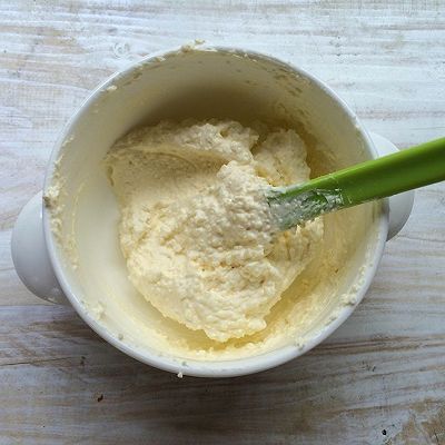  杏仁|奶酪开心果杏仁包