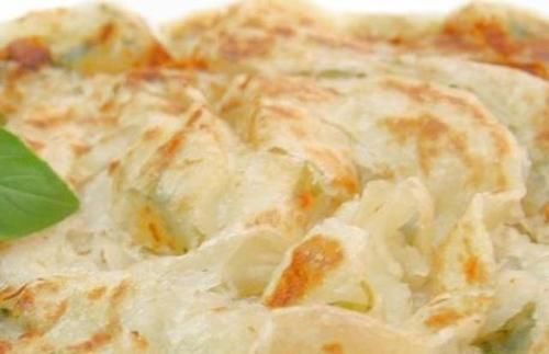  烫面|葱油饼“这样做”太简单了不烫面也不揉面，酥脆又分层