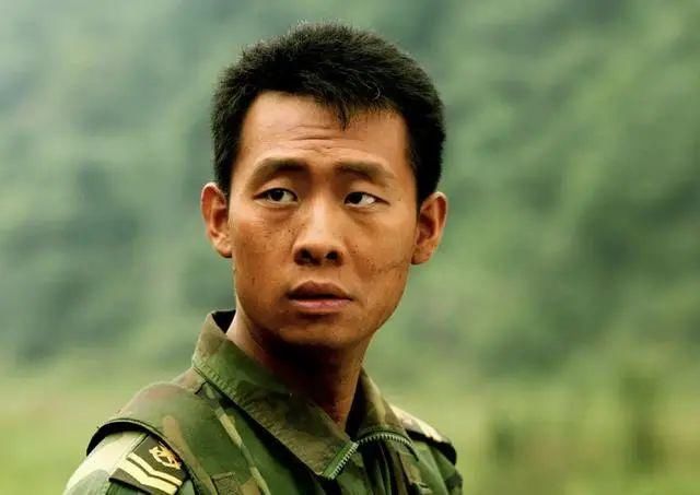  突击|豆瓣9.4分的《士兵突击》，那些幕后故事让人感慨万分