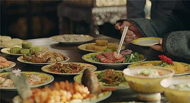 吃不上|你以为毒死皇帝很简单？大部分皇帝哭诉：一辈子吃不上热饭