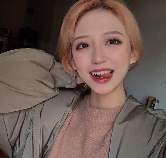  颜值|三分靠颜值七分靠打扮，很明显这些妹子都是个中高手