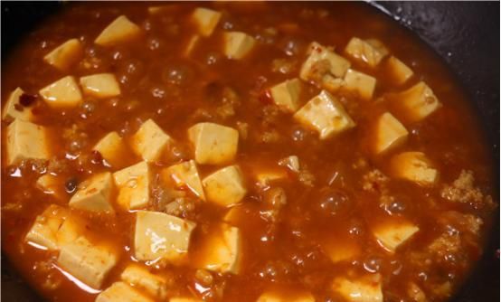  正宗|做麻婆豆腐时，只要注意这3点，味道正宗一点不输饭店