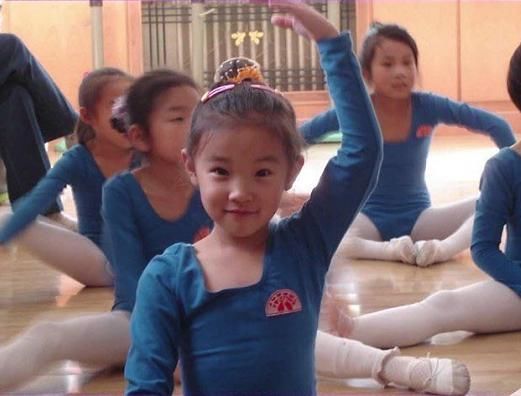  正太|跑男嘉宾童年照，杨颖肉嘟嘟，李晨有范，看到郑恺：小正太！