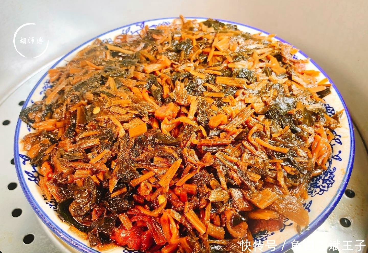 入到锅中|蒸扣肉时,焯水的肉直接炸就错了!牢记3点,肉软烂入味,真香