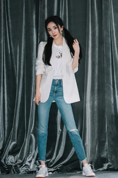  反击|沈腾《快本》吐槽嘉行不培养好演员，杨幂现场反击，火药味十足