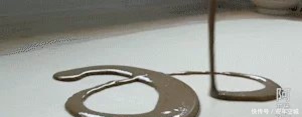 早餐|早餐芝麻饼烧饼,不抹油酥,不用烤箱,2个小技巧,香酥掉渣!