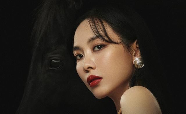  霏霏|《浪姐》7人女团诞生，宁静第一名，孟佳大逆袭，王霏霏成意难平