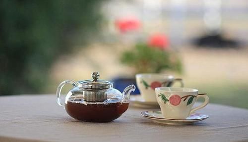 燥热|天气燥热问题多，用乌梅、山楂等3种保养茶饮助清热、生津开胃！