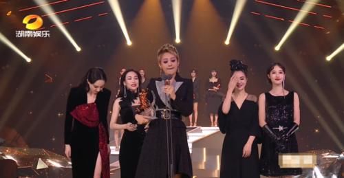  台前|《浪姐》宁静好刚！台前狠怼黄龄！后台因李斯丹妮抱团被宁静讽刺