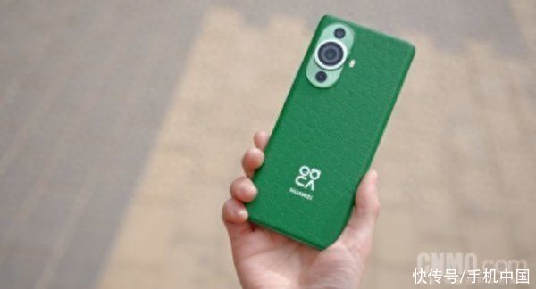 博主：华为nova 12系列确实有5G版本 可以期待一下