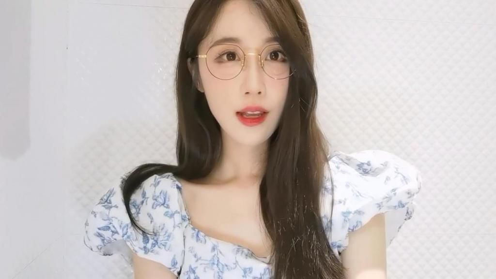  平台|虎牙玩真的了！轩子巨2兔视频惨遭下架，谁上传都不行