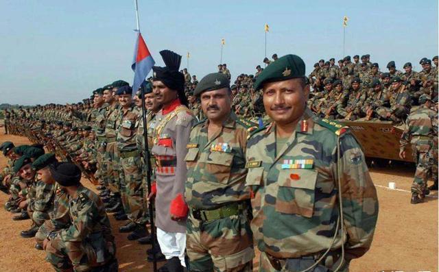 难免|印军100辆坦克抵达高原,美专家称战斗难免,但胜利者不是印度