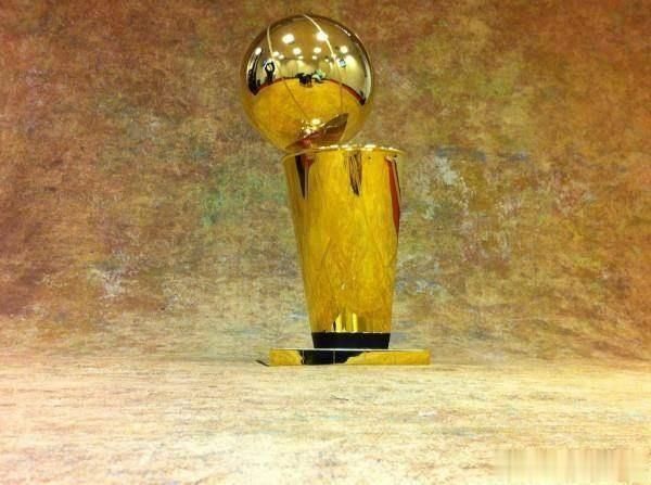  历史纪录|他们的冠军要加星号！近四年全部上榜，而创历史纪录竟也遭质疑？