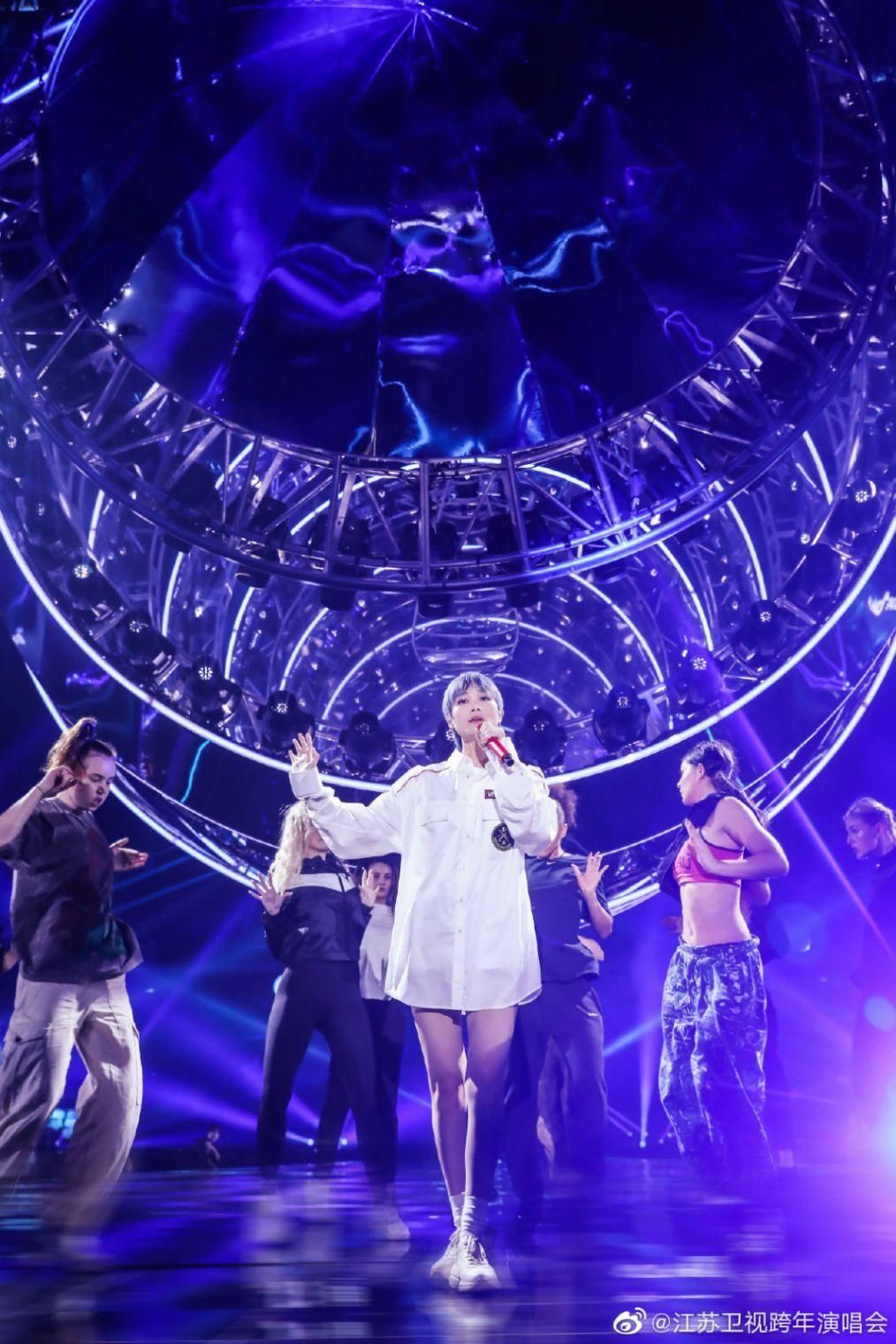 杨幂|根本停不下来! 快手“一千零一夜”再度官宣9位超重磅嘉宾