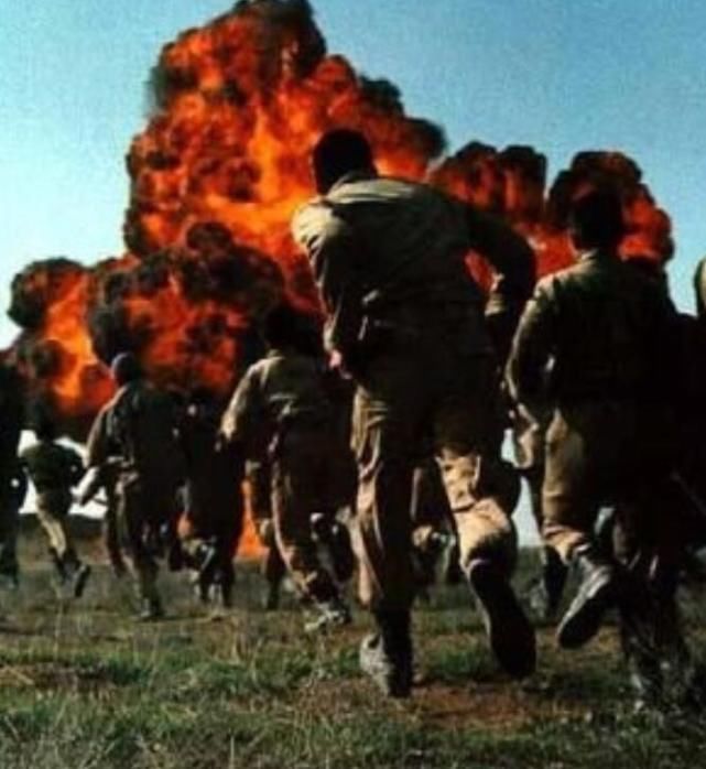  世界|世界最不划算的战争，两国拼杀八年，最终两败俱伤，至今下场凄惨