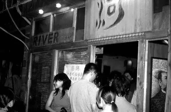  野孩子|弄哭周迅、违规退赛，这群人是有多野？！