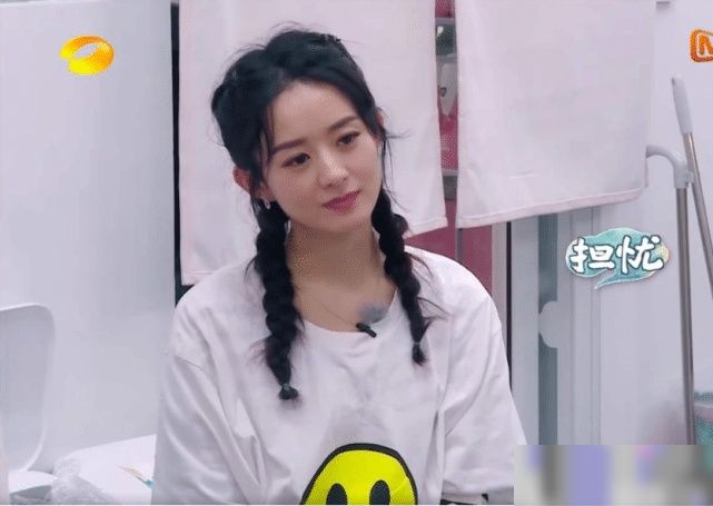  粉丝们|《中餐厅》＂魔剪＂引争议,粉丝气炸了,可赵丽颖发文却让人哭笑不得