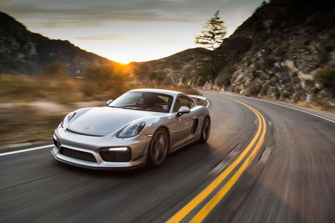 车型|保时捷的车型保值吗？