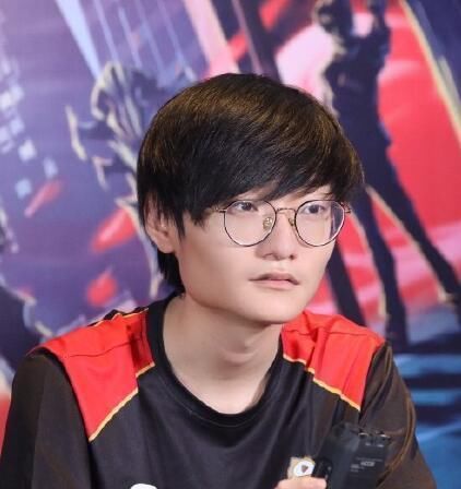  再次|FPX再次内讧？小天暗指Doinb喜欢口嗨，我们回不到过去了