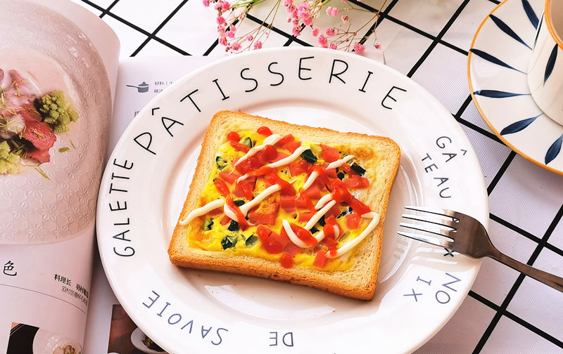  a379|剩面包片别丢，试试这做法，外焦里嫩，孩子早餐吃它真营养！