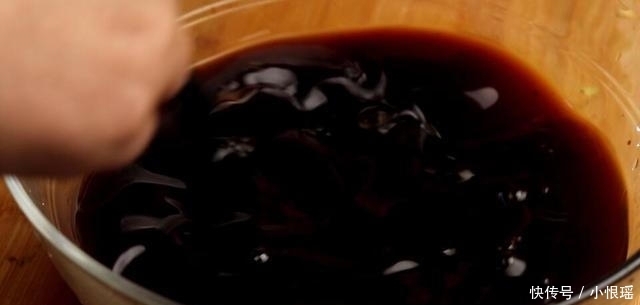 入味|黄焖鸡最简单的家常做法,秘方配料告诉你,鸡肉软烂好吃又入味