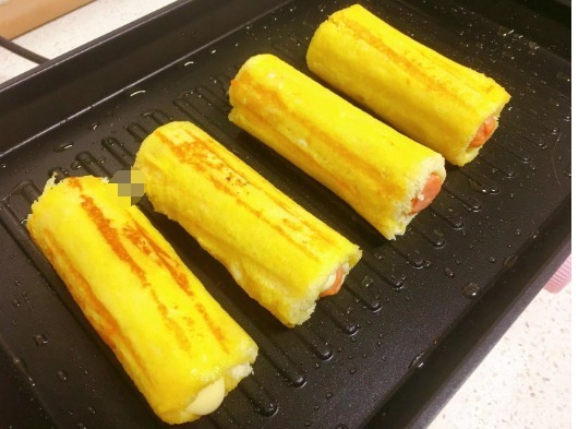 吐司|最近超火的快手早餐,卷一卷5分钟出锅,一口一个真过瘾,好吃