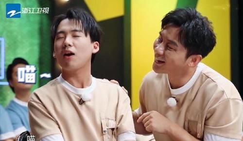  节目|叫“关晓彤”不亲切，“晓彤”又不合辈分，谁注意郭麒麟的叫法？