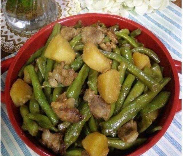 扫光|秋天,土豆和它天生一对,堪称是“饭扫光”,老人孩子都爱吃!