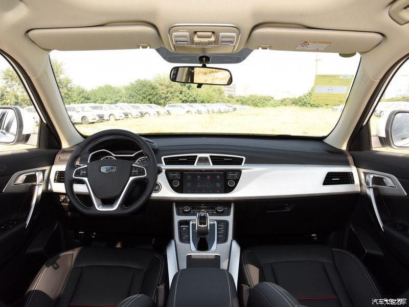  博越|谁说SUV费油，传祺GS4与博越谁是家用代步首选？