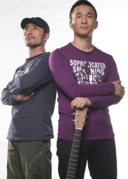  春天里|草根歌手旭日阳刚：一个再度翻红年入百万，一个回归田园种菜种田