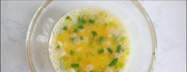 小白|鸡蛋灌饼的简单做法,掌握窍门个个鼓大包,厨房小白也能轻松完成