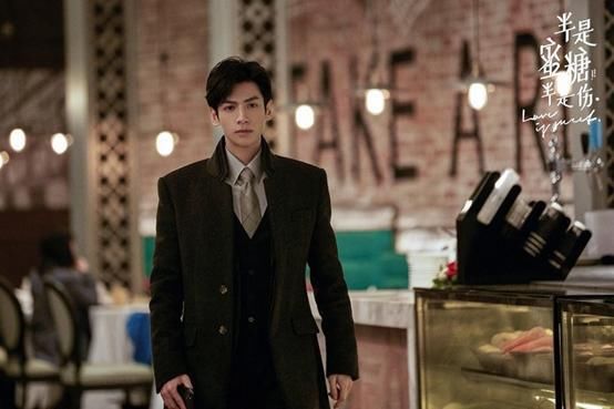  微博|10款「霸道总裁」！《半是蜜糖半是伤》憨憨霸总、《一千零一夜》霸总好帅