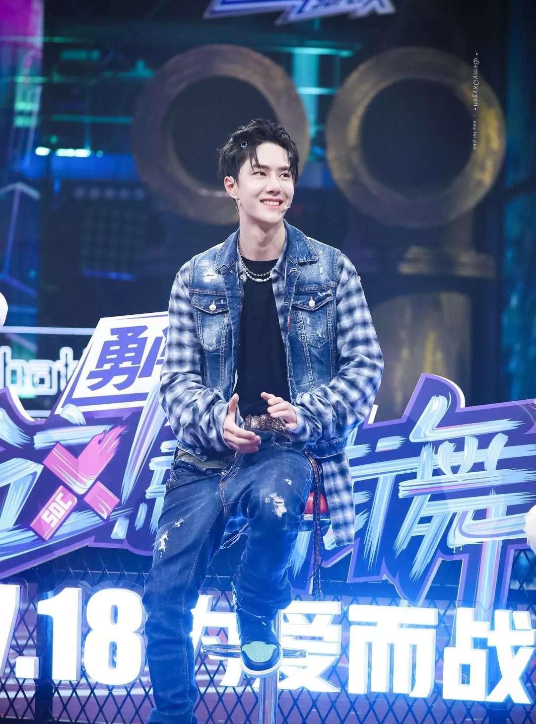  舞者|《这就是街舞》开播 有人说王一博不尊重舞者 凭啥让他做队长？