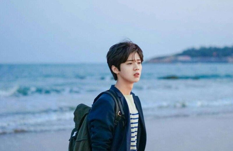  播出|《穿越火线》播出，鹿晗上演完美逆袭，网友：终于不靠脸了