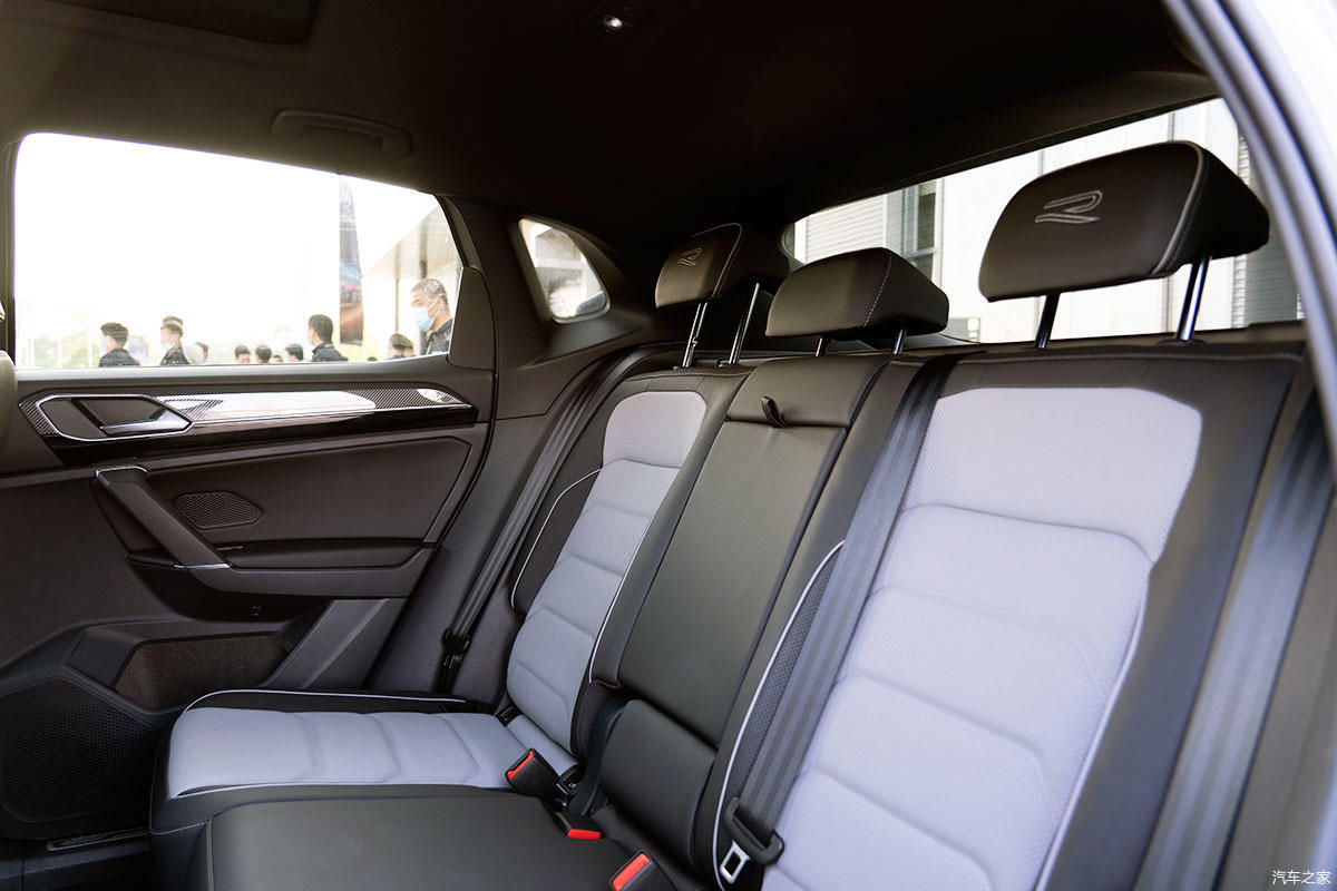  探岳|有一种大众叫潮！有一种颜值叫“侧颜杀”！试驾一汽-大众探岳X