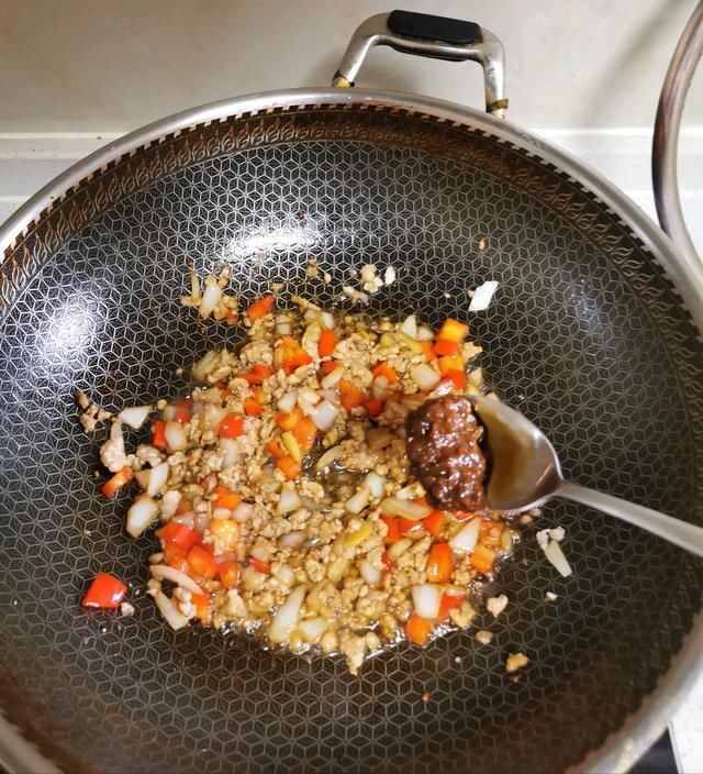 美味|这个简单的食材,却能做出不一样的美味,重要的是家人爱吃又下饭