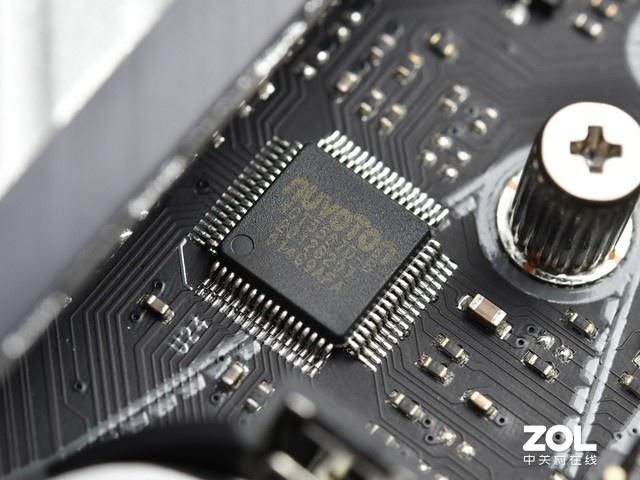  拒绝|拒绝花哨 七彩虹CVN B460M 主板评测